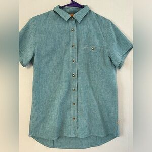 Orvis Women’s Tech Chambray Short-Sleeve Work Shirt - Small (6/8) + Bonus Shirt